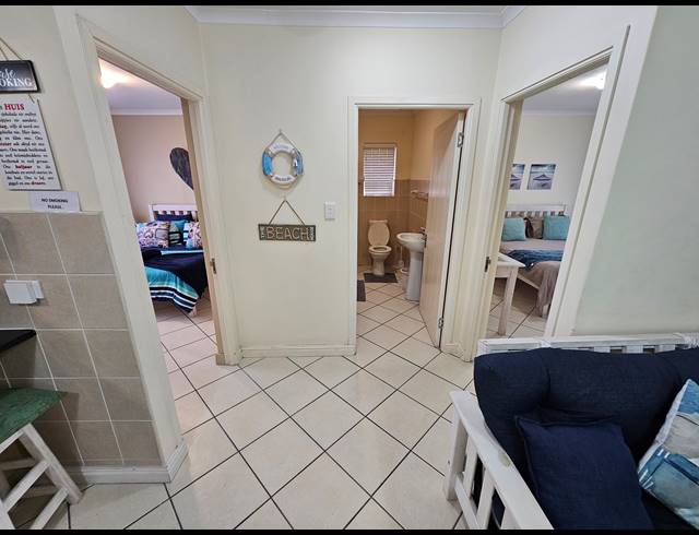 2 BEDROOM APARTMENT FOR SALE IN HARTENBOS CENTRAL